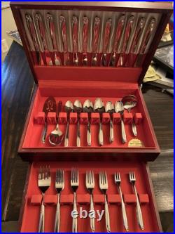 100pcs Oneida Stainless Flatware 12 Place Setting