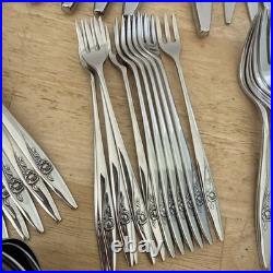 107 Pc Oneida LASTING ROSE Stainless Flatware Deluxe Hostess Serves 10