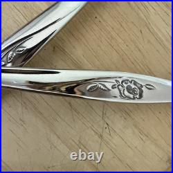 107 Pc Oneida LASTING ROSE Stainless Flatware Deluxe Hostess Serves 10
