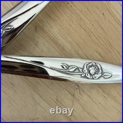 107 Pc Oneida LASTING ROSE Stainless Flatware Deluxe Hostess Serves 10