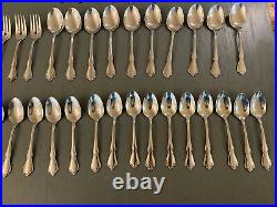 113-piece Lot Vintage Oneida CHATEAU Oneidacraft Deluxe Stainless For 12