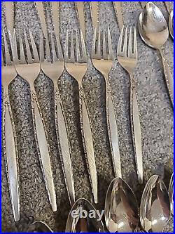 115 PCS ONEIDA Community Stainless Flatware VENETIA With Specialty Spoons Forks