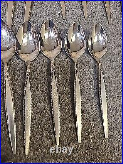 115 PCS ONEIDA Community Stainless Flatware VENETIA With Specialty Spoons Forks