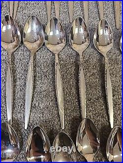 115 PCS ONEIDA Community Stainless Flatware VENETIA With Specialty Spoons Forks