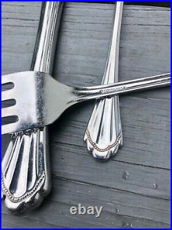 116pcs Oneida Community MARQUETTE Stainless Flatware 24 Place Settings Cube Mark