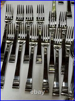 12 Sets Oneida Cadence 18/10 Stainless Flatware Wooden Tray Servers 77 Pieces 12 Sets Oneida Cadence 18/10 Stainless Flatware Wooden Tray Servers 77 Pieces