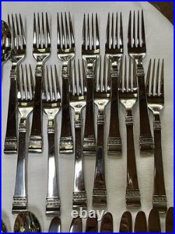 12 Sets Oneida Cadence 18/10 Stainless Flatware Wooden Tray Servers 77 Pieces 12 Sets Oneida Cadence 18/10 Stainless Flatware Wooden Tray Servers 77 Pieces