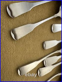 (12) Teaspoons Oneida AMERICAN COLONIAL Satin Cube Stainless Flatware