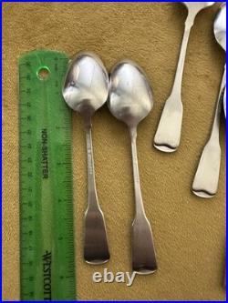 (12) Teaspoons Oneida AMERICAN COLONIAL Satin Cube Stainless Flatware