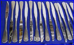 123 Pcs Oneida Colonial Boston Service for 18 + Extras Knife Spoon Fork Set