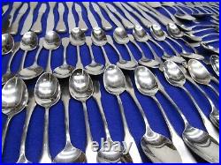 123 Pcs Oneida Colonial Boston Service for 18 + Extras Knife Spoon Fork Set