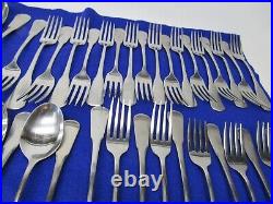 123 Pcs Oneida Colonial Boston Service for 18 + Extras Knife Spoon Fork Set