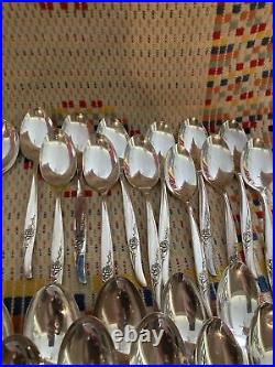 1881 ROGERS ONEIDA LTD HIGHLAND ROSE STAINLESS FLATWARE 8 Pc Place Setting Read