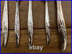 1881 ROGERS ONEIDA LTD HIGHLAND ROSE STAINLESS FLATWARE 8 Pc Place Setting Read