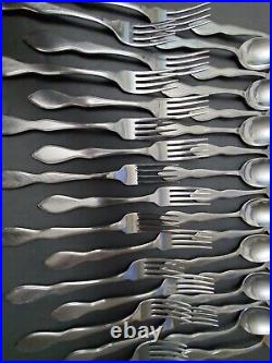 1881 Rogers Ltd Oneida TWILIGHT Stainless Service for 16 + serving spoons