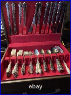 1881 Rogers Oneida Flirtation Pattern Stainless Flatware Set 75 Pieces in Case