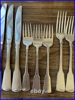 19pc Mixed Lot Oneida American Colonial Heirloom Cube SS Includes 1 Fork 7.75