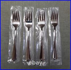 20-Oneida Juilliard Stainless Steel Flatware 20 Piece Set NEW