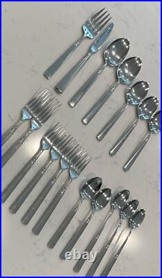 20 PC Oneida Stainless Flatware