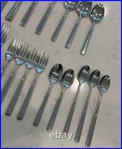 20 PC Oneida Stainless Flatware