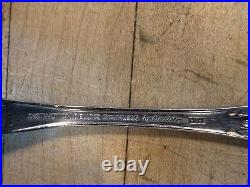 23 pieces of Kennett Square Distinction Deluxe HH Oneida Stainless withGravy Ladle