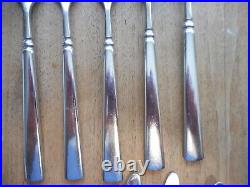 24 Pieces Oneida Easton Stainless Flatware Lot Set Knives Spoons Forks