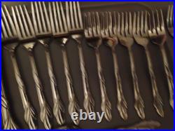 26 Pcs Oneida Eden USA Stainless Flatware Glossy Used Condition