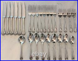 27 PC Oneida Deluxe Rushmore Stainless Flatware Forks Spoons Knives