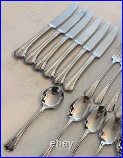 27 PC Oneida Deluxe Rushmore Stainless Flatware Forks Spoons Knives