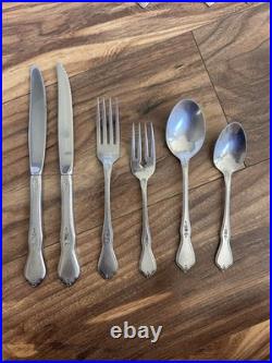 27 pc. Oneida MORNING BLOSSOM Stainless Knives Forks Spoon Service For 4 + Extra