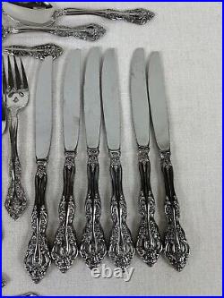 28 Piece Oneida Michelangelo 18/10 Stainless Flatware Set Kitchen Dining