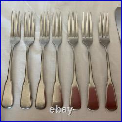 29 Pc Oneida Deluxe INDEPENDENCE Stainless Steel Flatware 3-tine forks