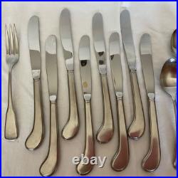 29 Pc Oneida Deluxe INDEPENDENCE Stainless Steel Flatware 3-tine forks 29 Pc Oneida Deluxe INDEPENDENCE Stainless Steel Flatware 3-tine forks
