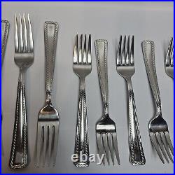 30 Pieces Oneida Flourish 18/10 Stainless Service for 6 Settings of 5 Pieces