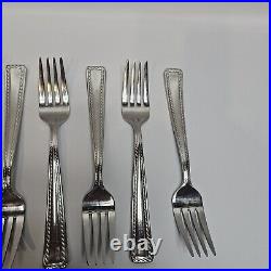 30 Pieces Oneida Flourish 18/10 Stainless Service for 6 Settings of 5 Pieces