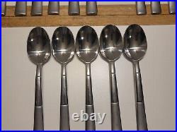 30 pcs. Oneida ECHO Stainless Flatware Frost / Glossy Handle