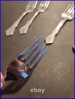 31 pcs Vintage Oneida Stainless Morning Blossom Flatware Rose Flower Fork Spoon