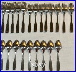 31 x Vintage Oneida COMMUNITY USA Paul Revere Stainless Steel Flatware Lot 31 x Vintage Oneida COMMUNITY USA Paul Revere Stainless Steel Flatware Lot