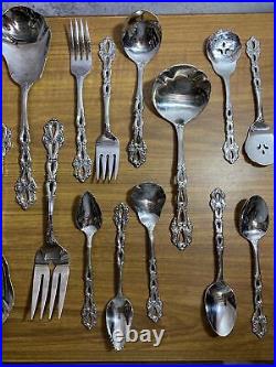 32 Pc Set Oneida Community Stainless Flatware CHANDELIER Serving More E1