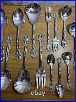 32 Pc Set Oneida Community Stainless Flatware CHANDELIER Serving More E1