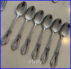 32 Pieces Oneida Toujours Cube Flatware Forks Spoons Teaspoons Knives