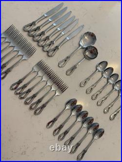 32 Pieces Oneida Toujours Cube Flatware Forks Spoons Teaspoons Knives