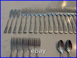 35 PC Oneida Colonial Boston Minuteman Stainless Flatware