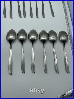 37 Pc. Oneida Community TWIN STAR Set Century Modern Stainless Flatware