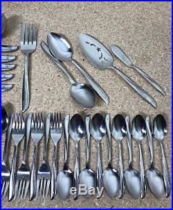 37 Pieces Of Oneida Community Stainless Twin Star Flatware