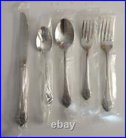 4 New Box Oneida Profile Stainless Lakewood 5 Piece Place Setting + 4 Pc Serving