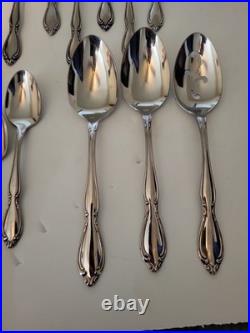 40 Pc Set ONEIDA Deluxe Strathmore Heritage Stainless Flatware Service For 6