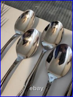 40 Pc Set ONEIDA Deluxe Strathmore Heritage Stainless Flatware Service For 6
