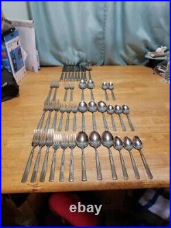 41 Pc Set Oneida Easton Glossy Stainless Flatware Silverware Heirloom Cube