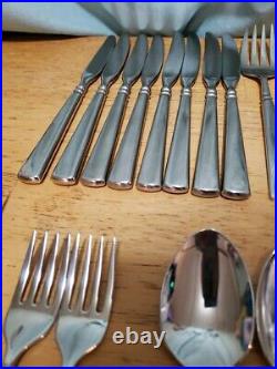 41 Pc Set Oneida Easton Glossy Stainless Flatware Silverware Heirloom Cube